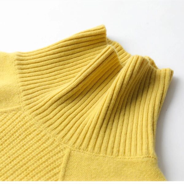 Yellow ribbed knit LOOSE CASHMERE SWEATER fabric close-up.